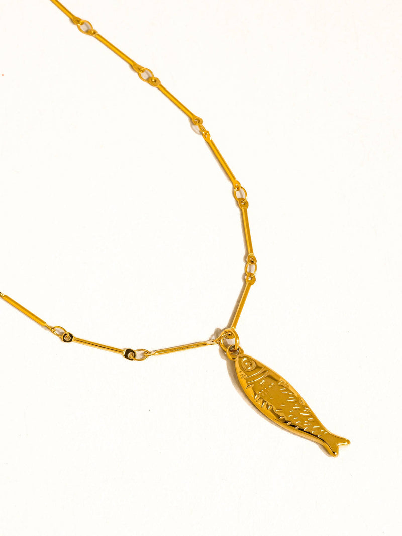 18K Gold Fish Pendant Necklace